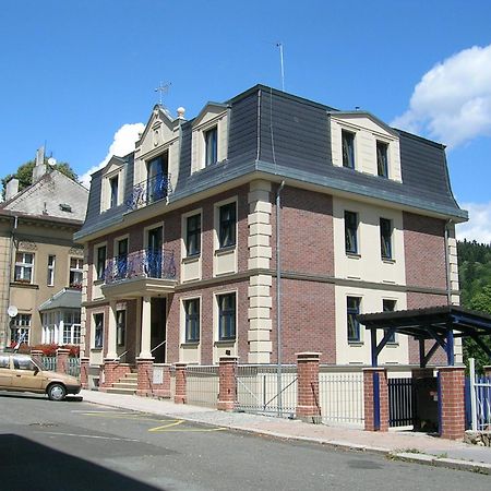 Mariánské Lázně Apartments Merlin מראה חיצוני תמונה