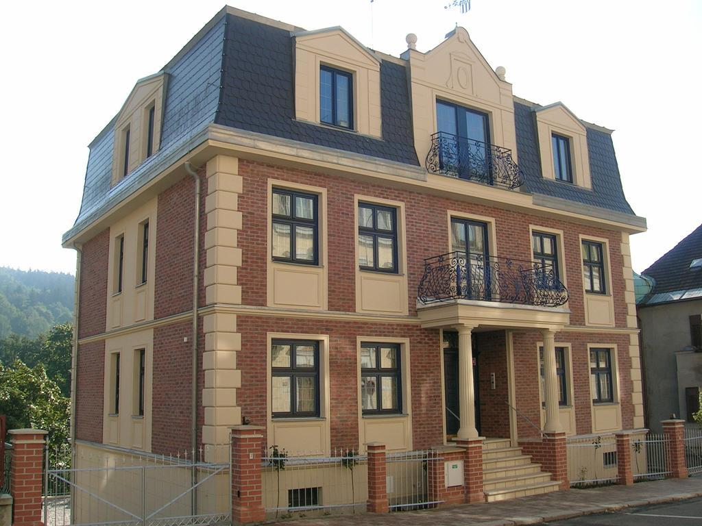 Mariánské Lázně Apartments Merlin מראה חיצוני תמונה